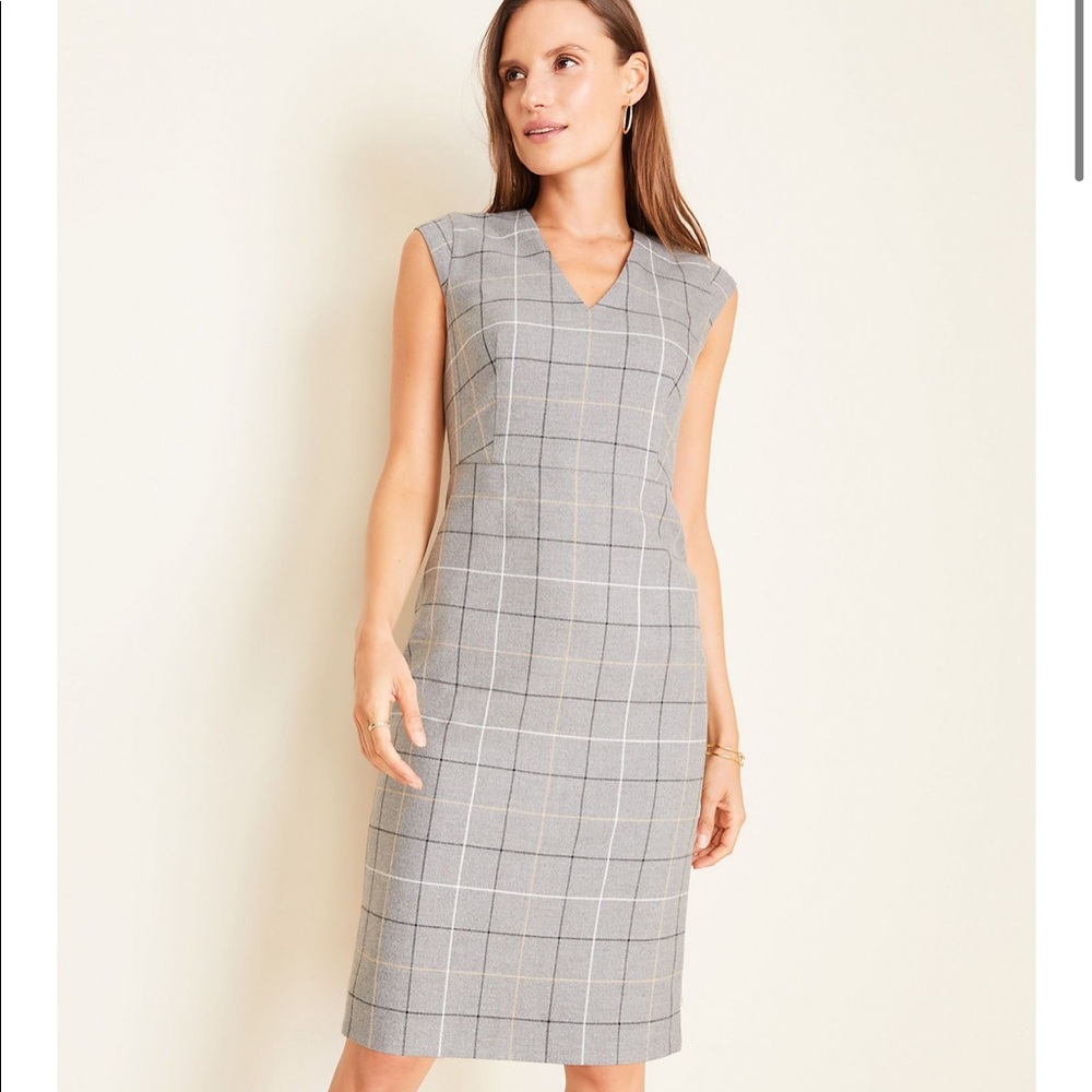 *NWT* V Neck Windowpane Dress in Grey Plaid